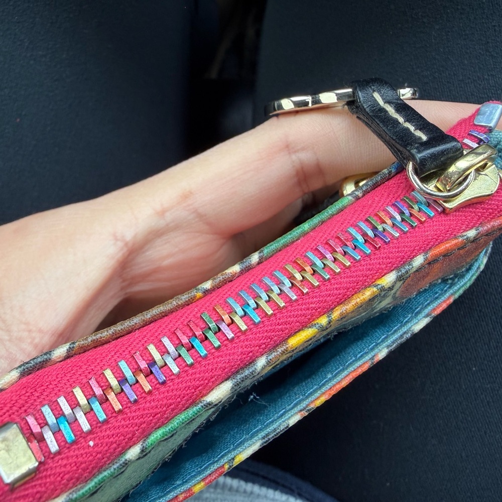 Dooney & Bourke Y2K wristlet and zip coin purse - Picture 4 of 7